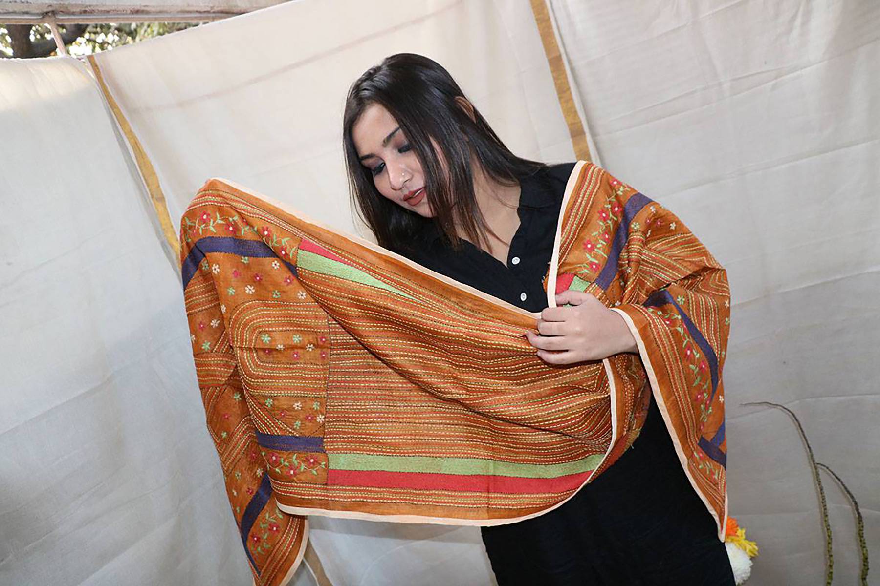 SMALL FLOWERS & ABSTRACT TEMPLE DESIGN STOLE